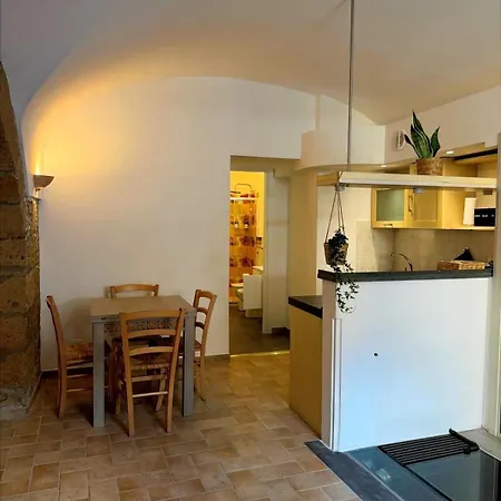 Casa Tipica Orvietana, Nel Centro Storico Wi-fi E Ac Daire *