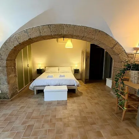 Casa Tipica Orvietana, Nel Centro Storico Wi-fi E Ac 奥维多